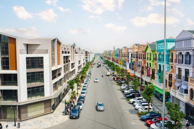 Bán shophouse 3 mặt tiền vị trí đắc địa tại Vinhomes Ocean Park 3